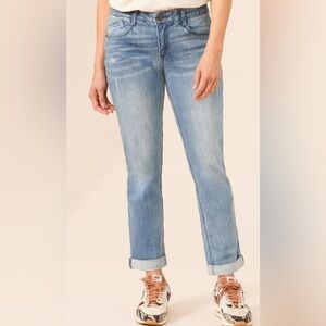 Democracy Ab"solution® Blue Denim Girlfriend Jean
Women’s Size 12